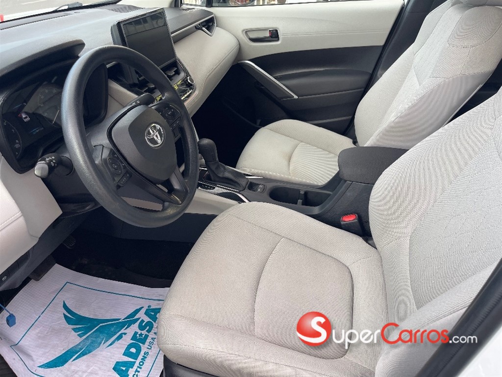 2023 Toyota Corolla Cross — foto 8 / 9