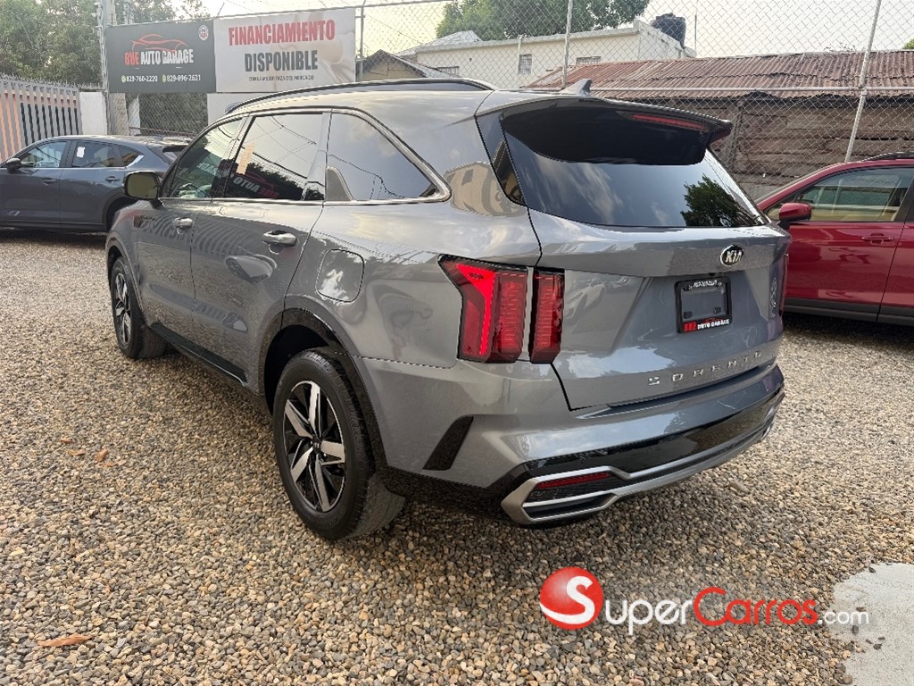 2021 Kia Sorento S — foto 3 / 10