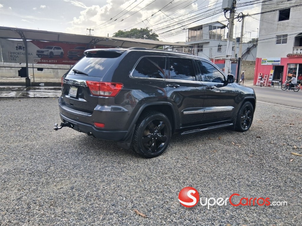 2011 Jeep Grand Cherokee Laredo 4x4 — foto 4 / 8