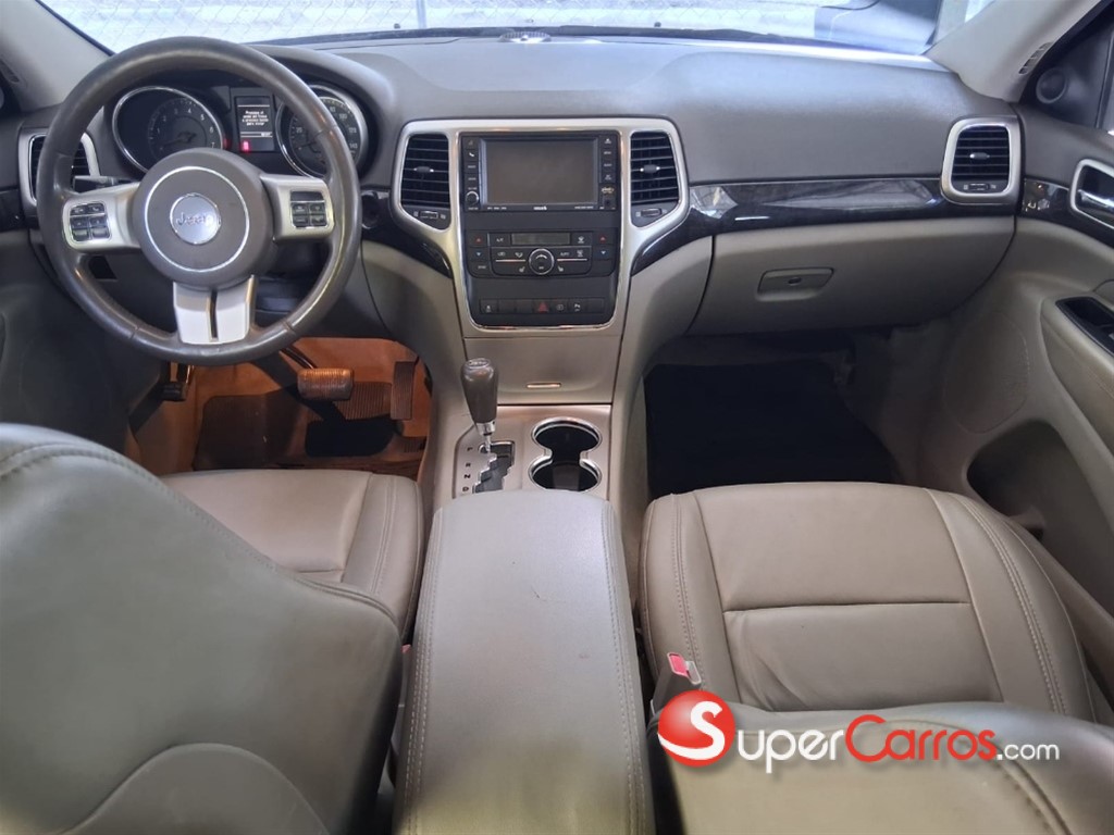 2011 Jeep Grand Cherokee Laredo 4x4 — foto 5 / 8