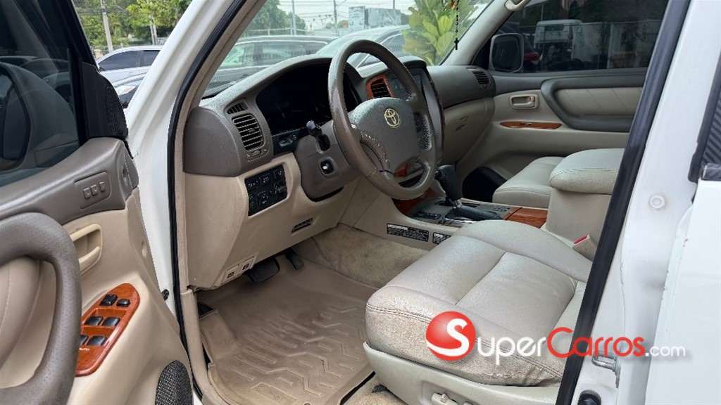 2003 Toyota Land Cruiser VX — foto 8 / 9