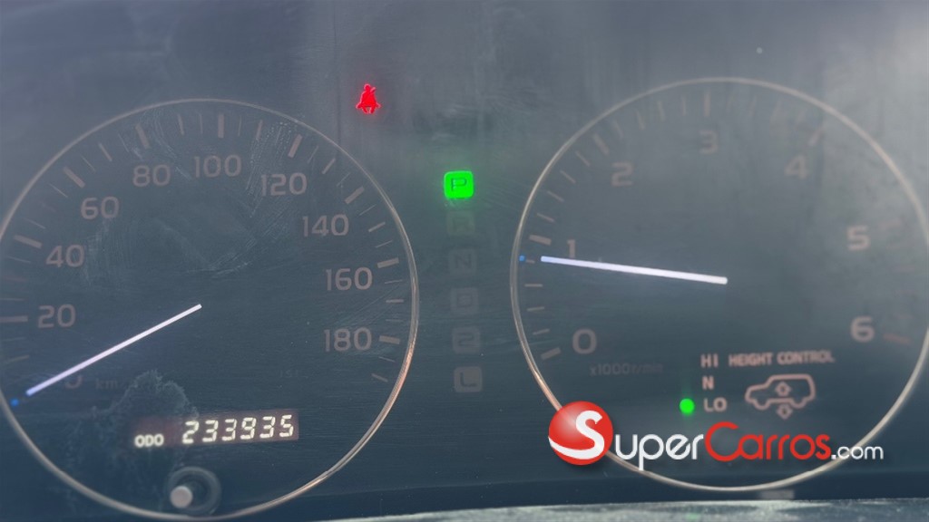 2003 Toyota Land Cruiser VX — foto 9 / 9