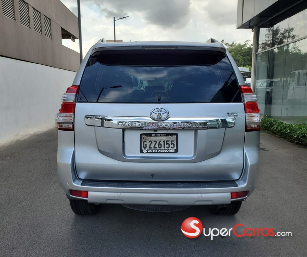 2010 Toyota Land Cruiser Prado VX — foto 2 / 12