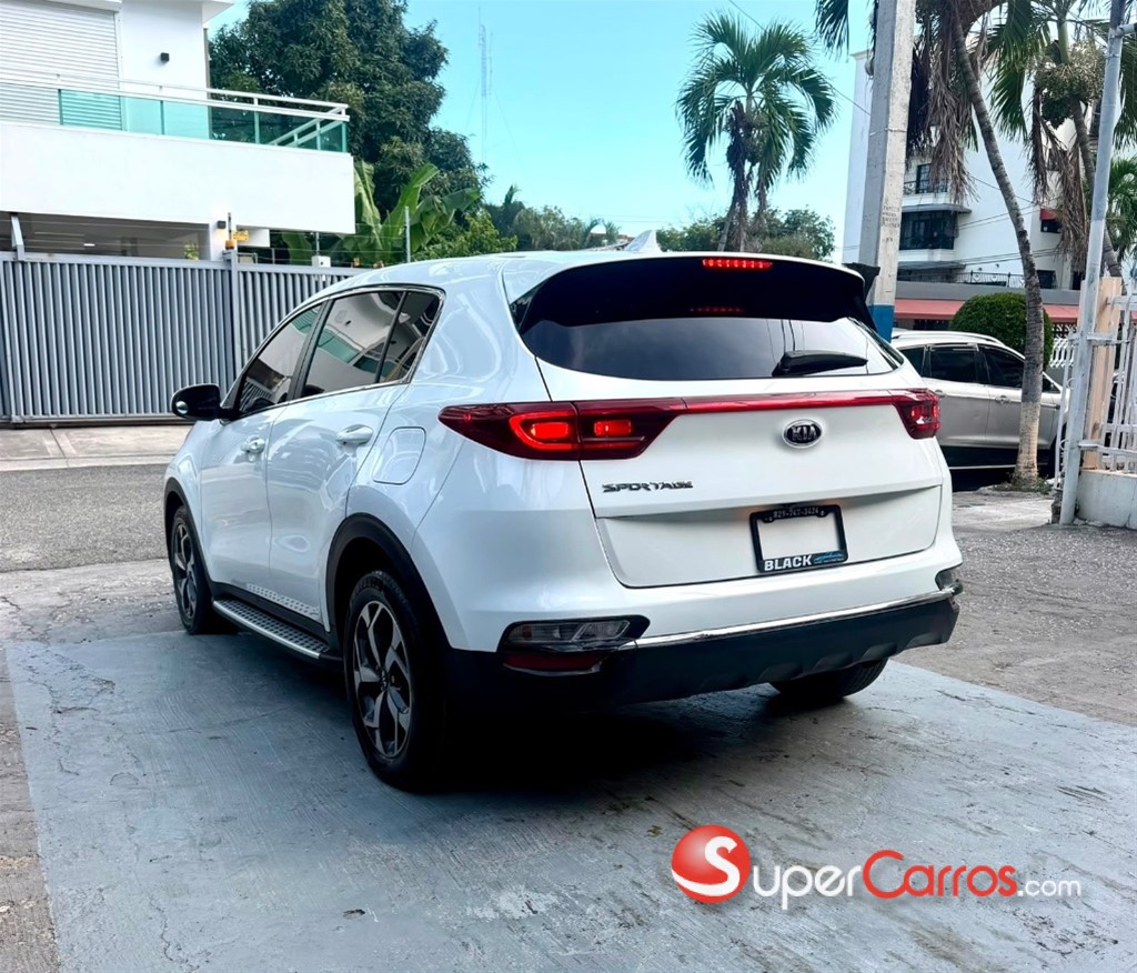 2021 Kia Sportage LX — foto 4 / 11
