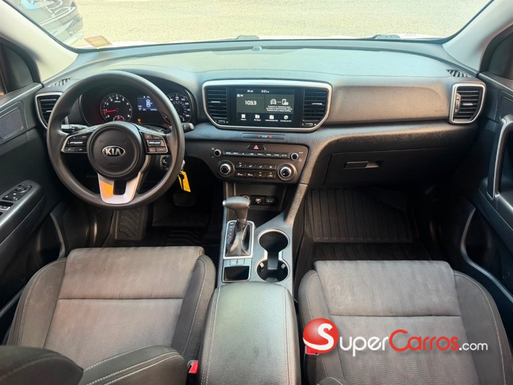 2021 Kia Sportage LX — foto 8 / 11