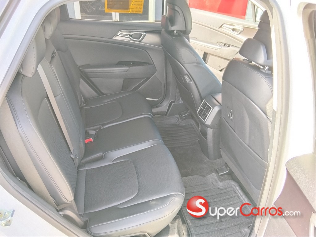 2023 Kia Sportage — foto 9 / 12