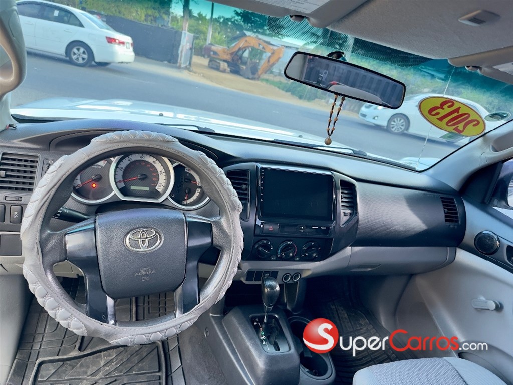 2013 Toyota Tacoma — foto 7 / 9