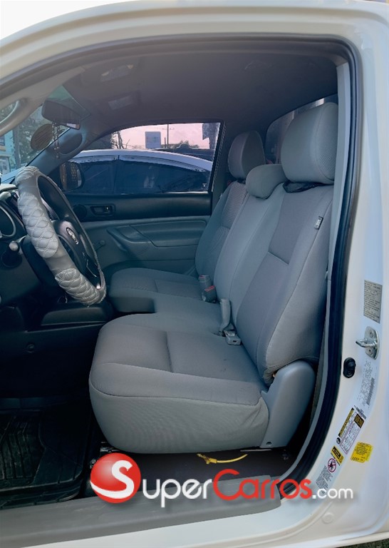 2013 Toyota Tacoma — foto 8 / 9