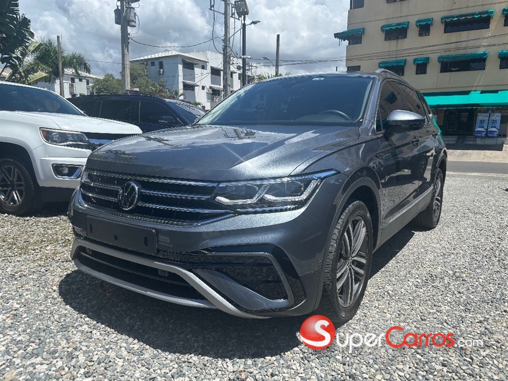 2023 Volkswagen Tiguan TSI 4Motion — foto 1 / 8