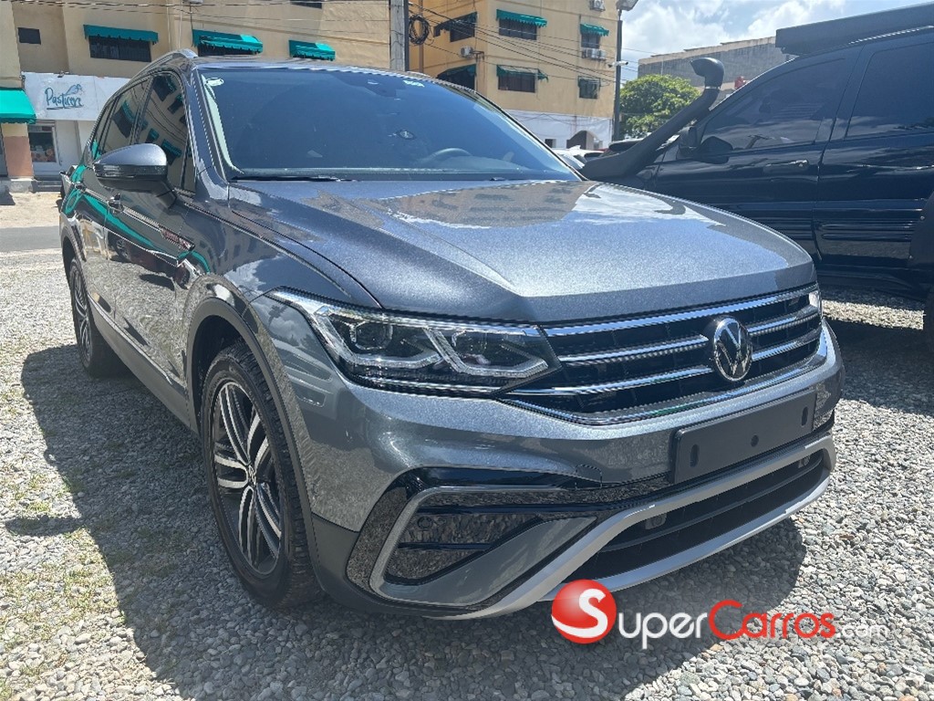 2023 Volkswagen Tiguan TSI 4Motion — foto 2 / 8