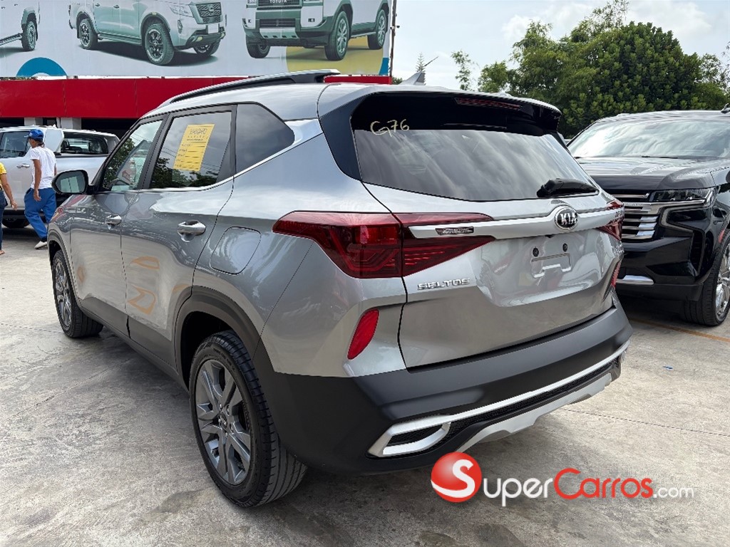 2021 Kia Seltos S — foto 4 / 10