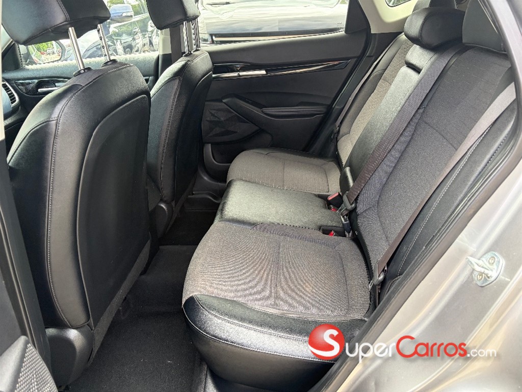 2021 Kia Seltos S — foto 8 / 10