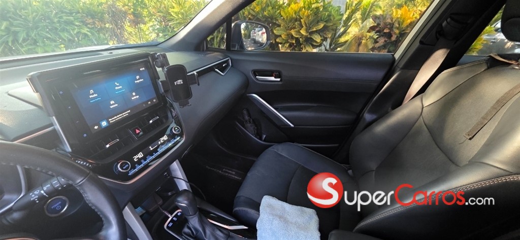 2024 Toyota Corolla Cross Limited Hibrid — foto 3 / 12