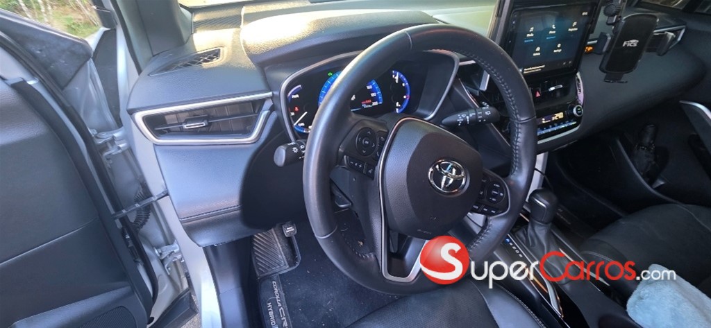 2024 Toyota Corolla Cross Limited Hibrid — foto 4 / 12