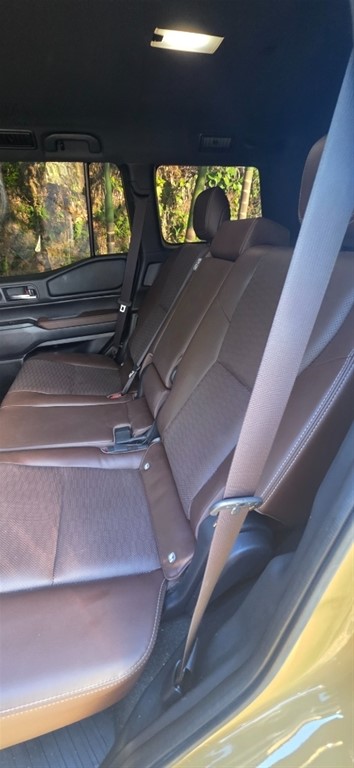 2024 Toyota Land Cruiser Prado Adventure — foto 9 / 10