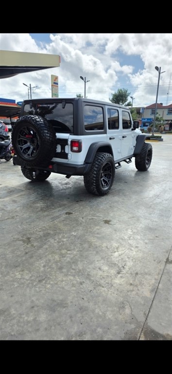 2024 Jeep Wrangler Willys Wheeler — foto 2 / 9