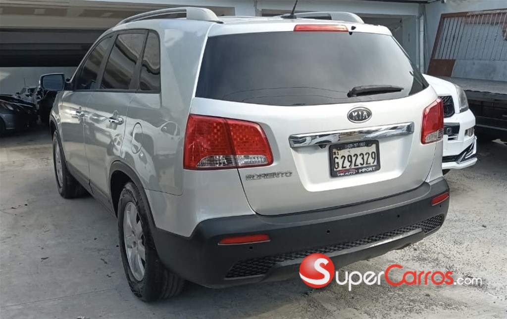 2013 Kia Sorento — foto 2 / 12