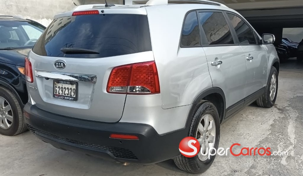 2013 Kia Sorento — foto 4 / 12