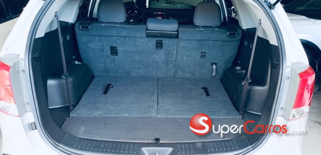 2013 Kia Sorento — foto 12 / 12