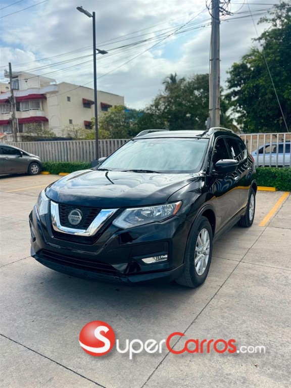 2019 Nissan Rogue SV — foto 3 / 12