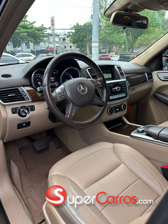 2015 Mercedes-Benz Clase ML 300 4 Matic — foto 3 / 7