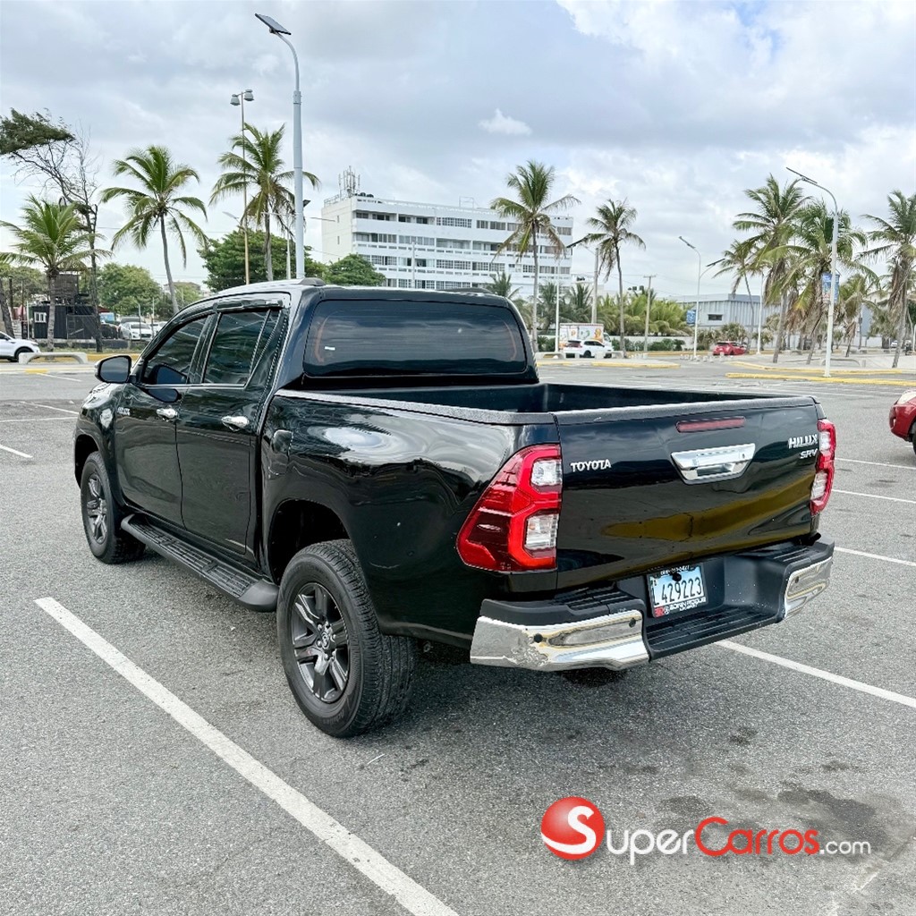 2022 Toyota Hilux Full 2.8 — foto 2 / 11