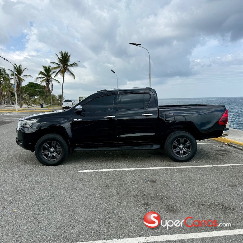 2022 Toyota Hilux Full 2.8 — foto 5 / 11