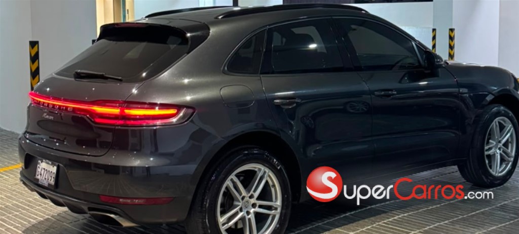 2019 Porsche Macan — foto 8 / 12