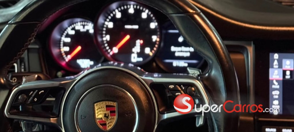 2019 Porsche Macan — foto 10 / 12