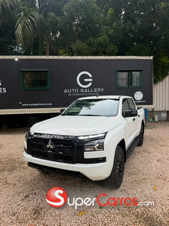 2027 Mitsubishi Motors L 200 Triton — foto 2 / 11