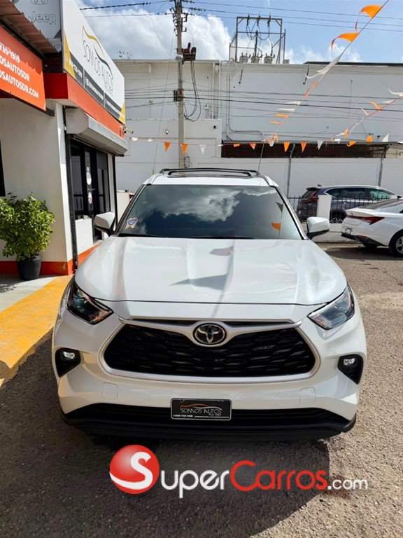 2022 Toyota Highlander XLE — foto 11 / 12