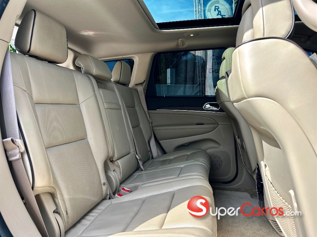 2017 Jeep Grand Cherokee Overland — foto 5 / 12