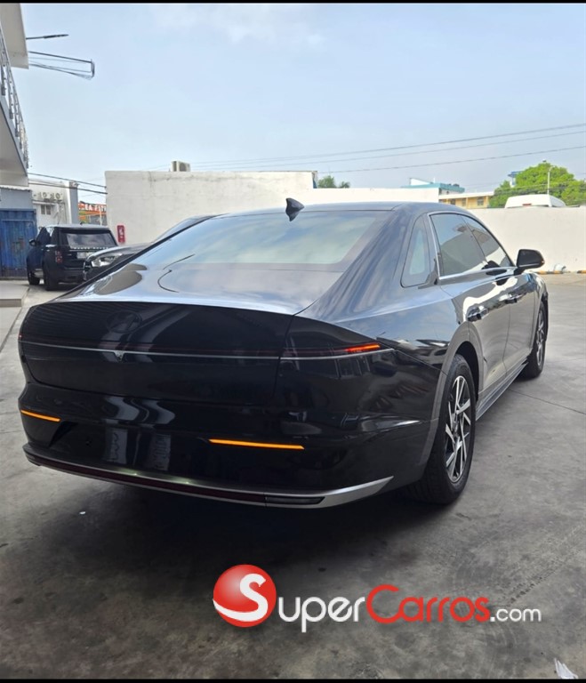 2023 Hyundai Grandeur — foto 2 / 12