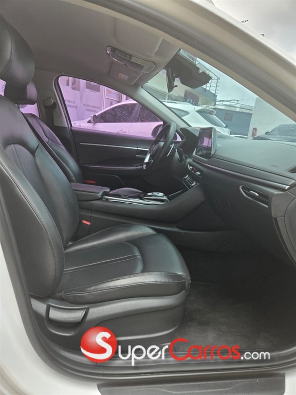 2020 Hyundai Sonata DN8 — foto 7 / 12