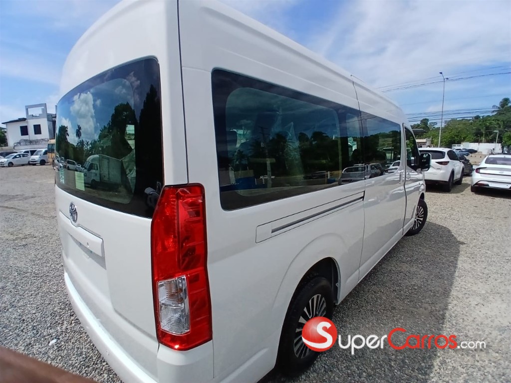 2026 Toyota Hiace — foto 3 / 11