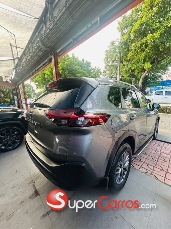 2021 Nissan Rogue S — foto 12 / 12