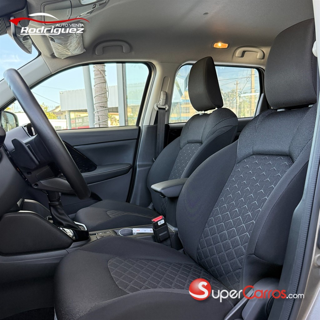 2027 Suzuki Vitara A-Cross GL — foto 7 / 10