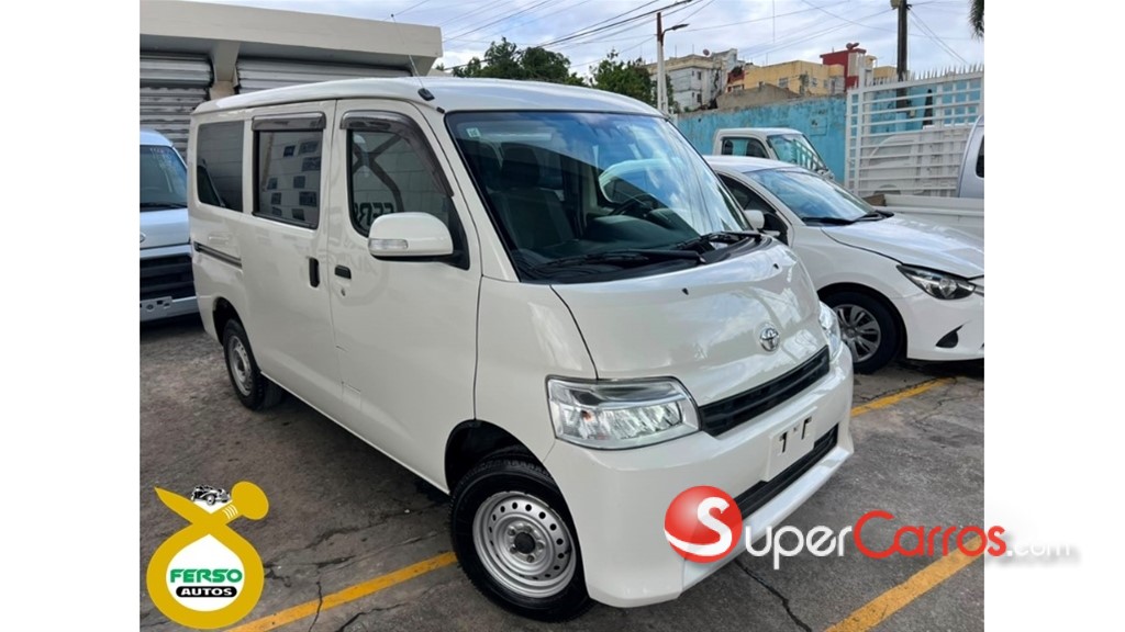 2021 Toyota Town-Ace — foto 2 / 12