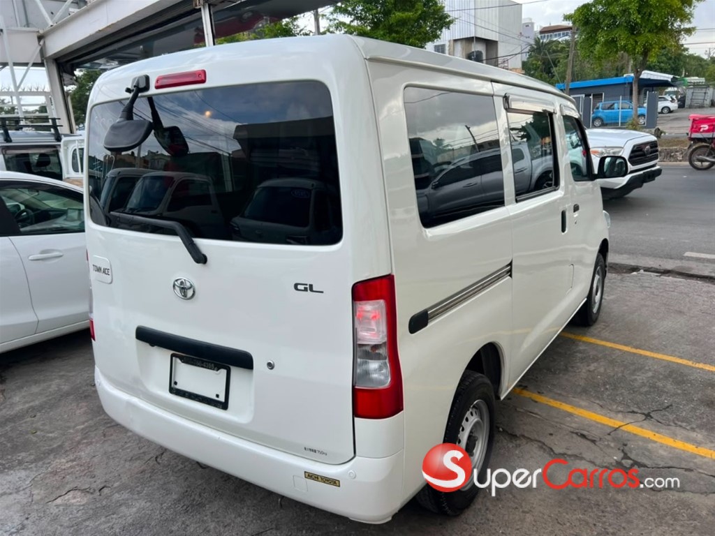 2021 Toyota Town-Ace — foto 6 / 12