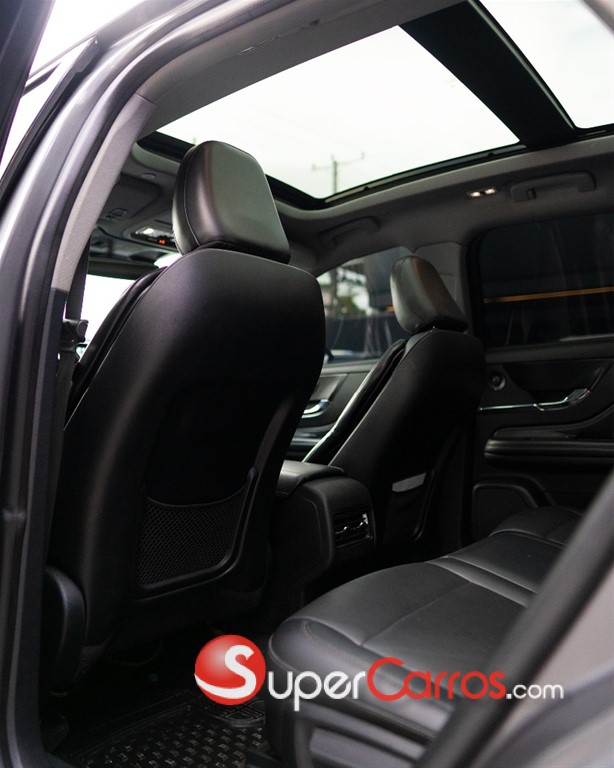 2021 Lincoln Corsair — foto 8 / 11