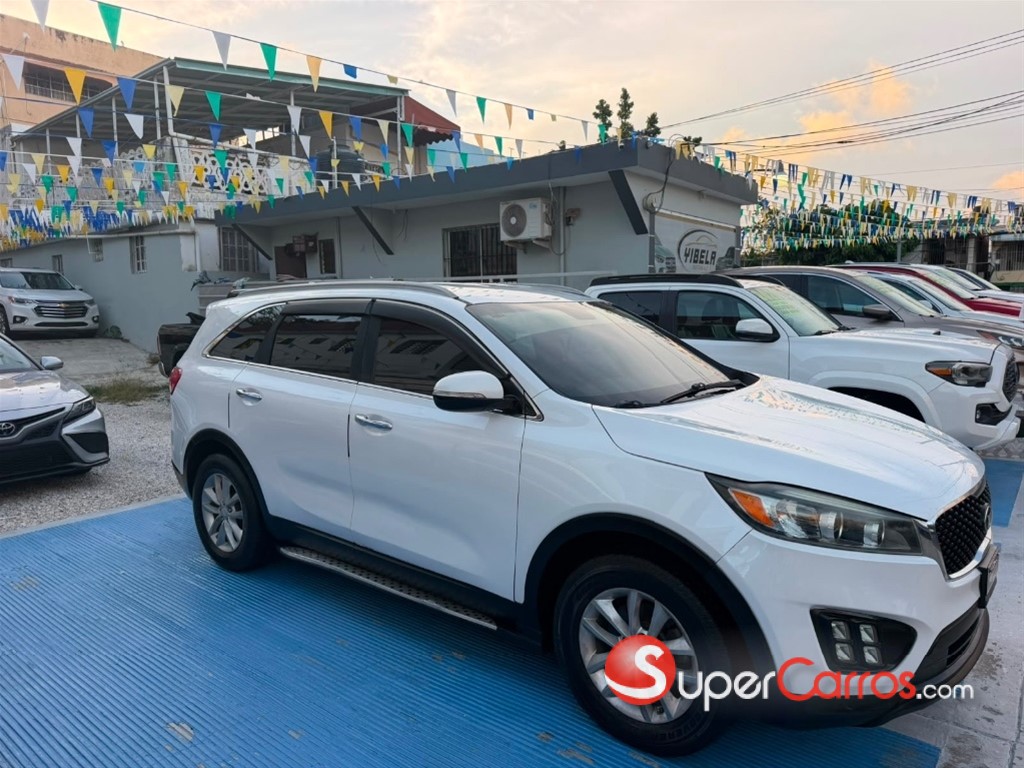 2017 Kia Sorento — foto 2 / 12
