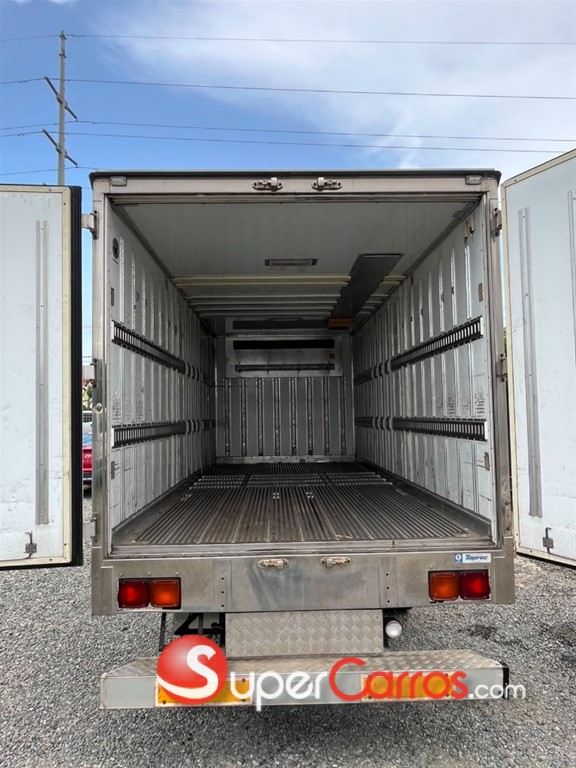 2006 Isuzu Camion Refrigerado — foto 11 / 12