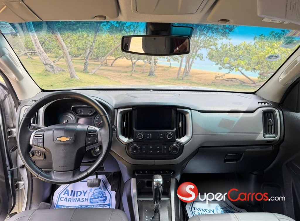 2022 Chevrolet Colorado LTZ — foto 8 / 9