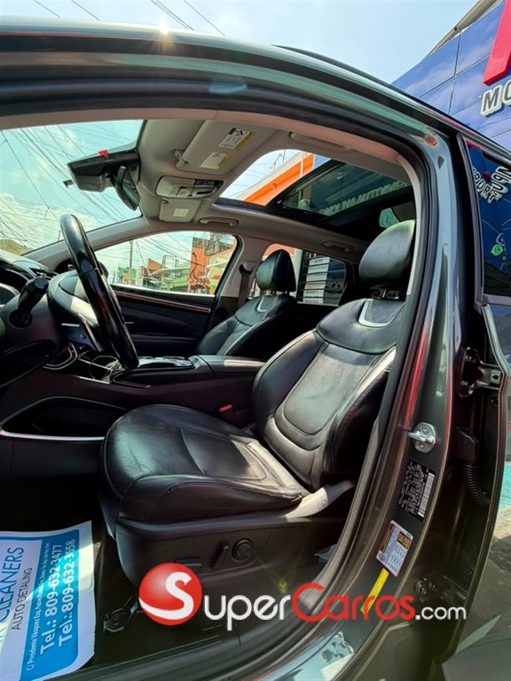 2022 Hyundai Tucson LIMITED — foto 4 / 10