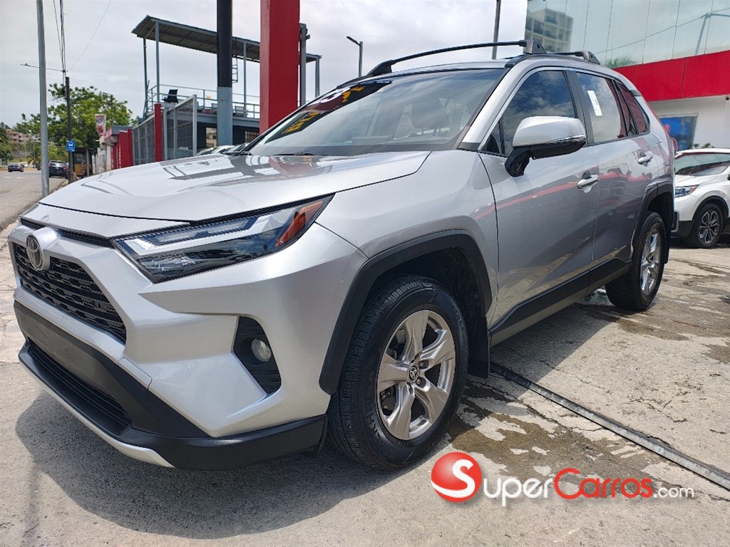 2023 Toyota RAV4 XLE