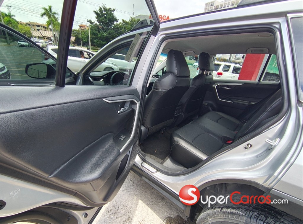 2023 Toyota RAV4 XLE — foto 3 / 11