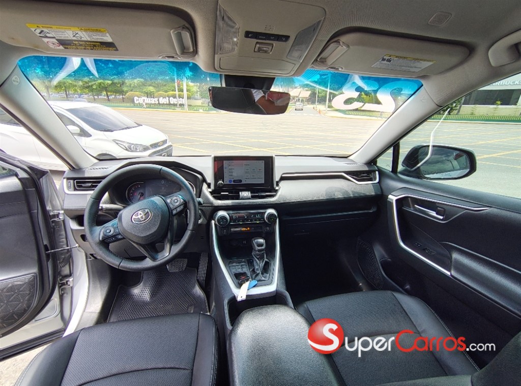 2023 Toyota RAV4 XLE — foto 5 / 11
