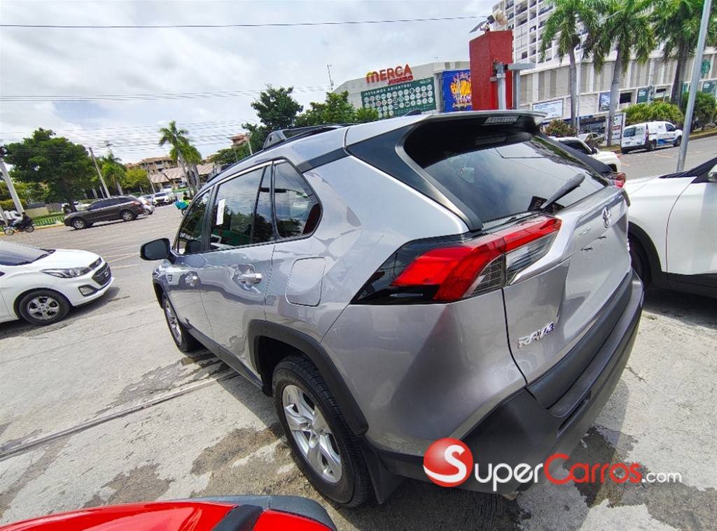 2023 Toyota RAV4 XLE — foto 7 / 11