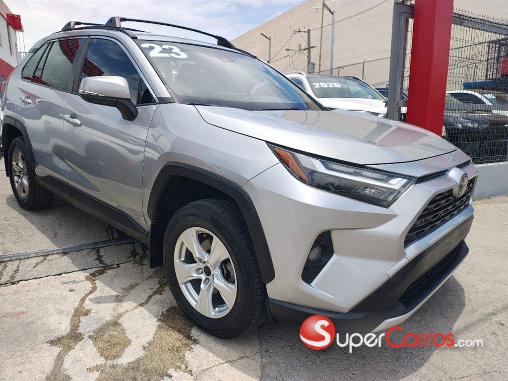2023 Toyota RAV4 XLE — foto 10 / 11