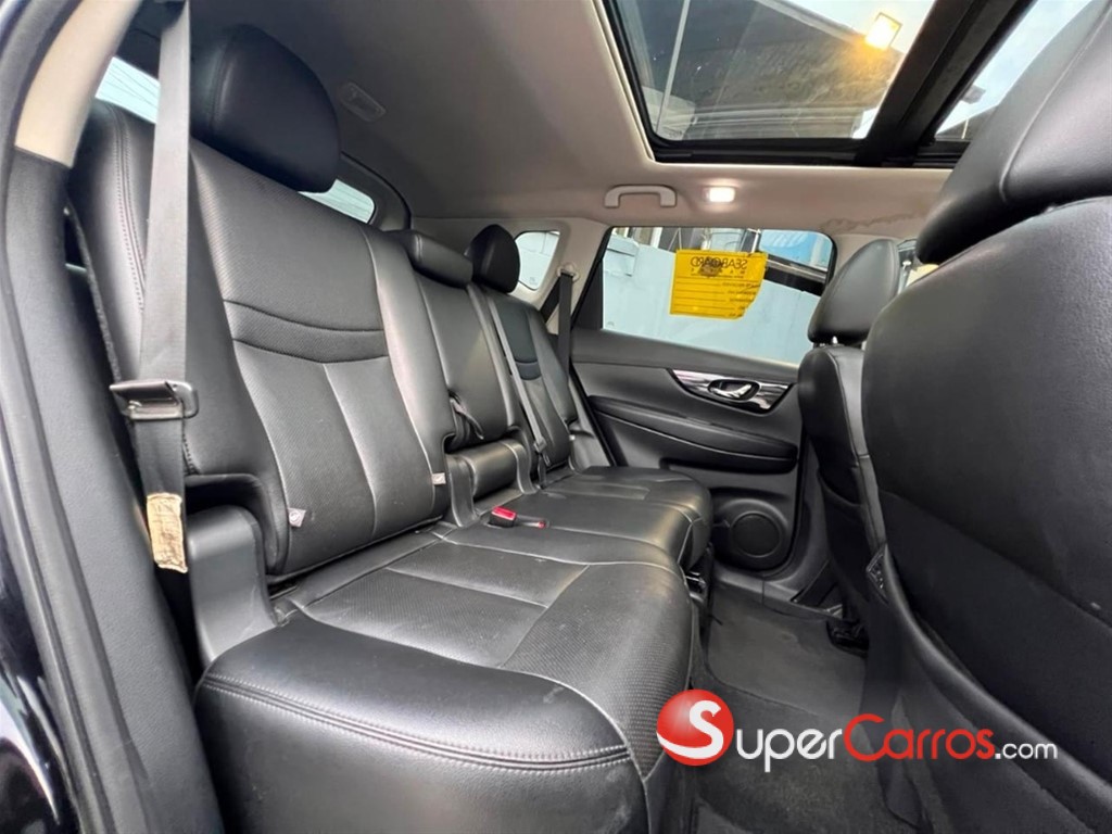 2019 Nissan Rogue SL — foto 8 / 10